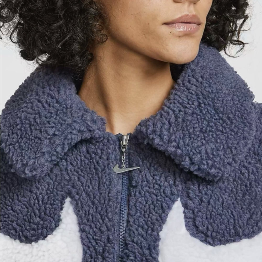 Women's Navy Nike Teddy Fleece Jacket Double Swoosh - Picture 3 of 9